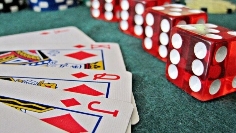 Xì Bàn Và Xì Dách Cái Nào Lớn Hơn - So Kè Kịch Tính